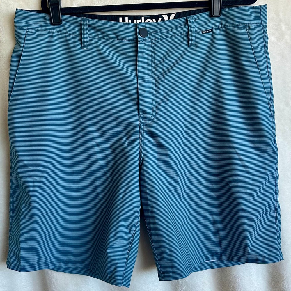Hurley Mens Board Shorts 38 Teal Blue Striped‎ Swim Trunks Casual Walk Shorts